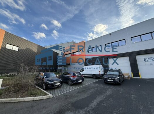 Locaux d&rsquo;activité avec bureaux à LOUER