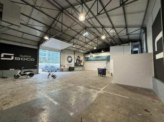 LOCAL D&rsquo;ACTIVITE à LOUER