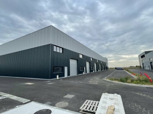 ACTIVITE-BUREAUX à VENDRE